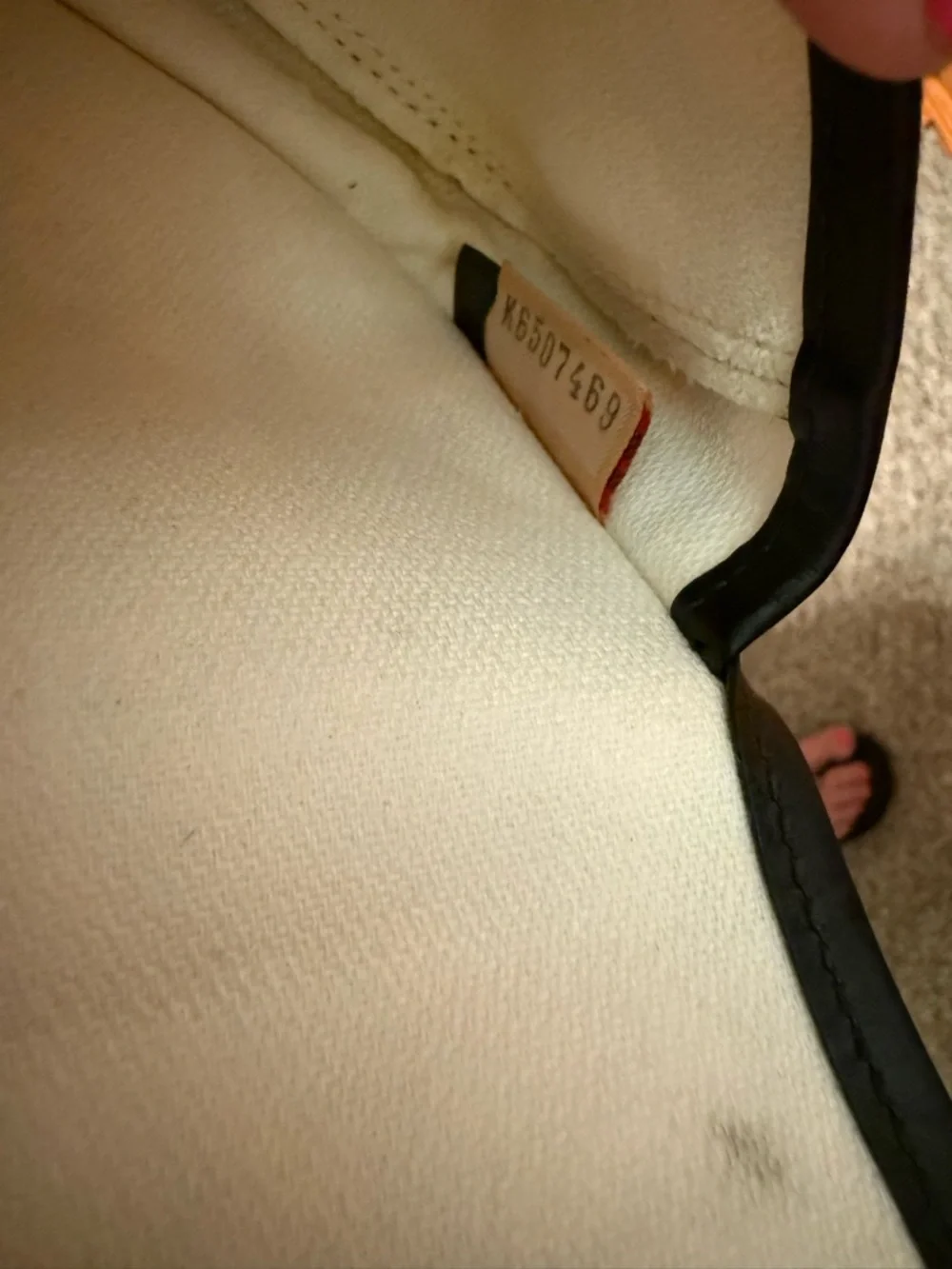 Dooney & Bourke Rare Limited Edition Monkey Wristlet EUC - Picture 7 of 8